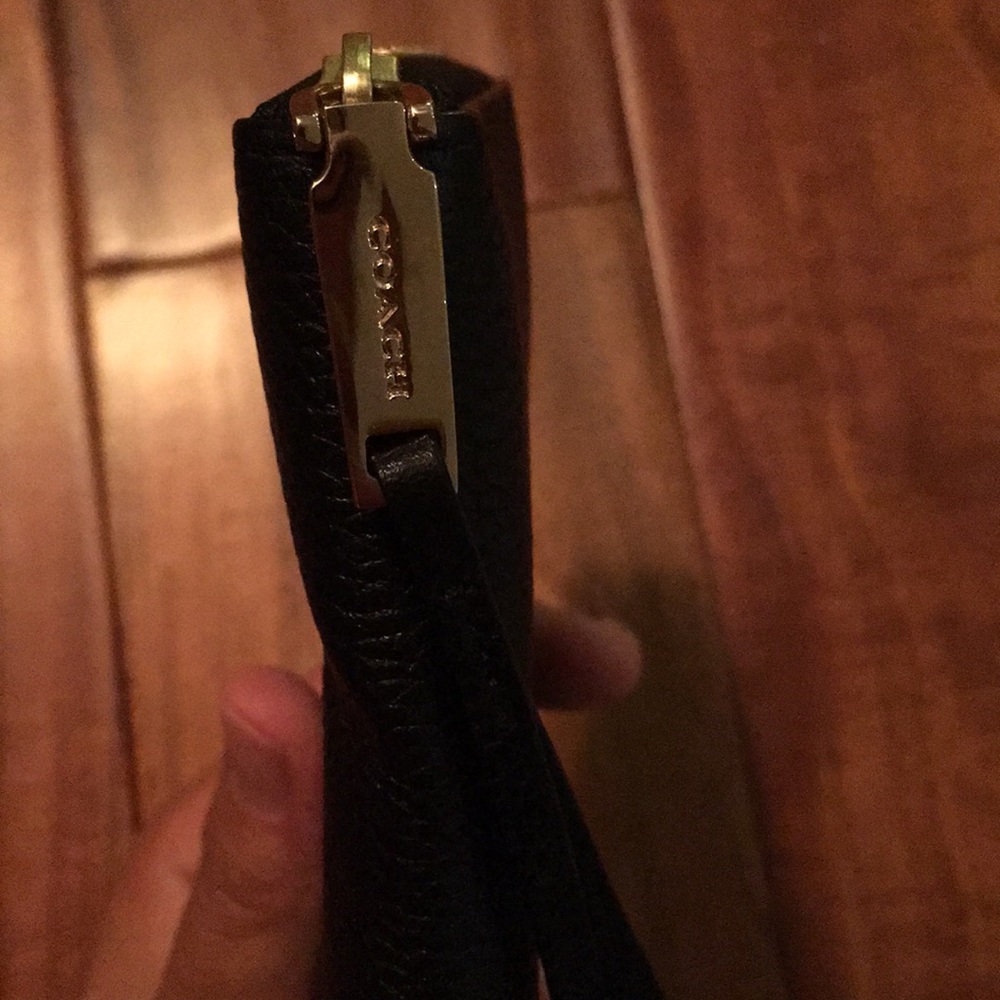 Coach Wallet - Picture 3 of 5